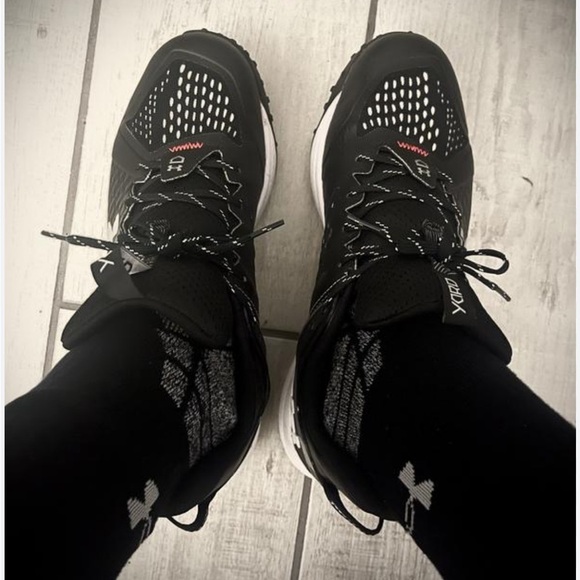 Under Armor Men's Yard 23 TPU Low-Cut Baseball Cleats sz 7 - Picture 7 of 11